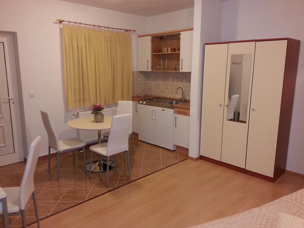 New Studio Apartments Trlaja Sibenik Room photo