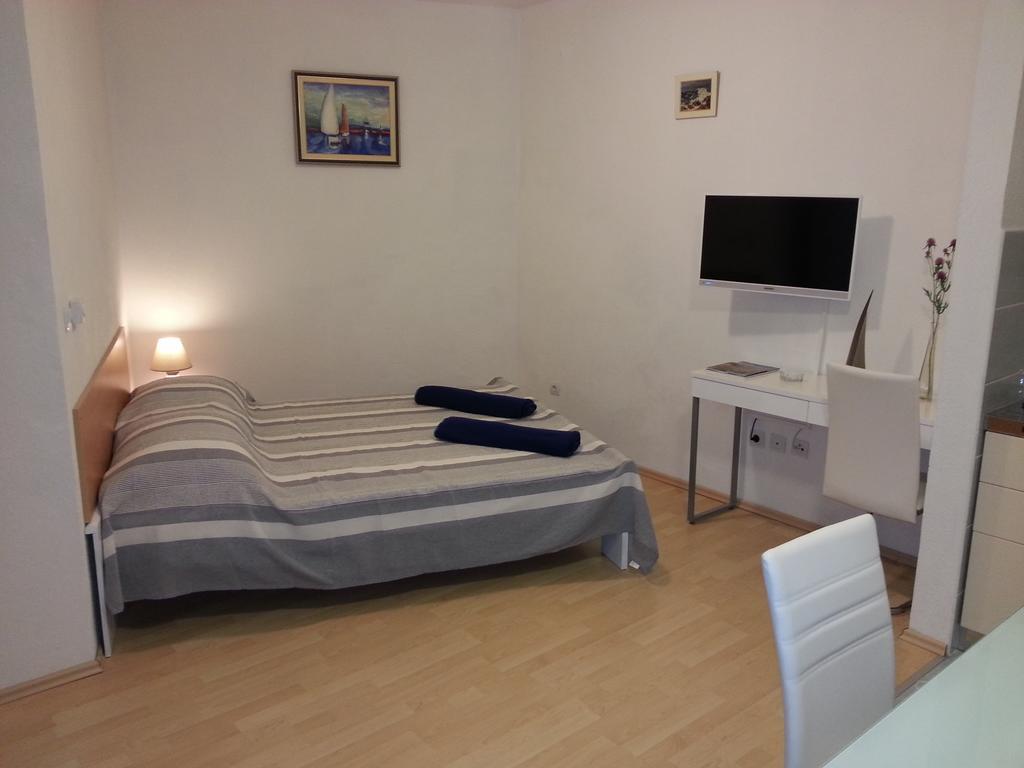 New Studio Apartments Trlaja Sibenik Room photo